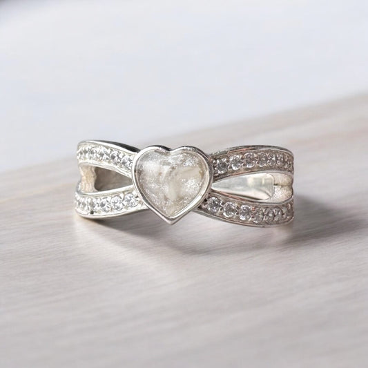 Pretty Heart Ring