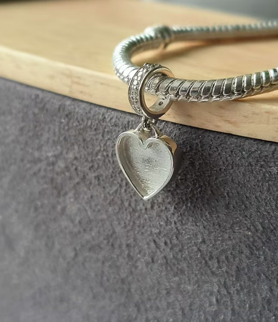 Hear Dangle Charm