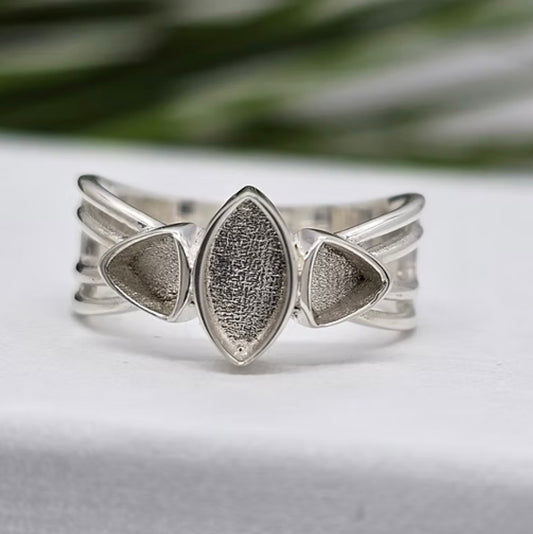Tri Bezel Ring